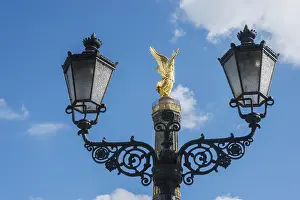 Berlin Victory Column Drucke: Victory Column behind a beautiful