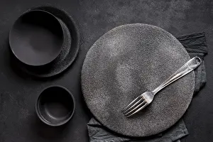 Top View Kitchen Utensils Drucke: Top view assortment black tableware