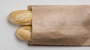 Beautiful Food Photography Drucke: Top view baguettes paper packaging