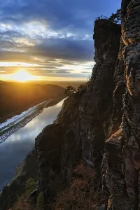 Bastei Bridge Drucke: View from the Bastei onto the Elbe at sunset