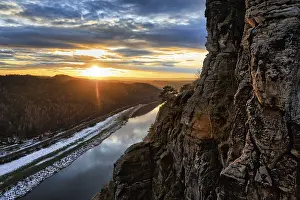Bastei Bridge Drucke: View from the Bastei onto the Elbe at sunset