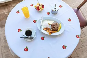 Traditional Breakfast Drucke: Top view of a breakfast served on the table