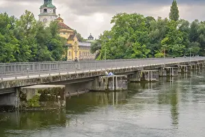 Overcast Sky In Bavaria Drucke: View of a bridge over a quiet river