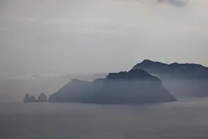 Mediterranean Sea Views Italy Drucke: View to Capri from Punta Campanella