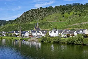 Deserted German Village Scene Drucke: View over Cochem and the Moselle River