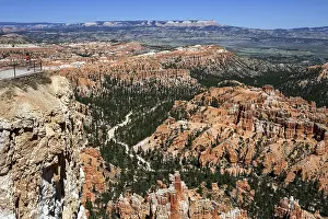 Utah USA Landscape Drucke: View of coloured rock formations from Bryce Point
