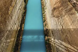Turquoise Water Greece Drucke: View down into the Corinth Canal