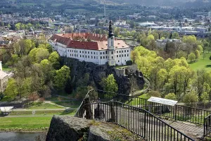 Bohemia Castle View Drucke: View of Decin Castle from the Shepherd's Wall