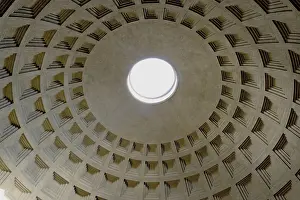 Roman Catholic Church Drucke: View of the dome of the Pantheon