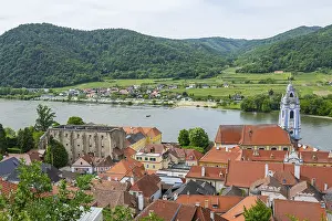 Lower Austria Tourist Attraction Drucke: View from Durnstein castle in spring
