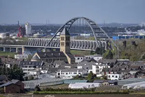German River Landscape Drucke: View over Dusseldorf-Hamm