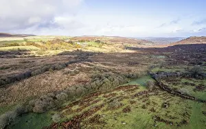 Gerahmter Druck : Blick über Emsworthy Mire von einem Drohnen. Gerahmter Druck : Blick über Emsworthy Mire von einem Drohnen.