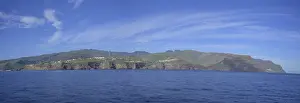 Empty Beaches Canary Islands Drucke: View from the ferry on La Gomera