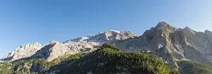 UNESCO Natural Heritage Site Drucke: View of the forest and mountains