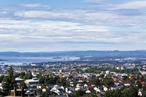 Drucke von Blick vom Grefsenkollen-Gipfel, Stadt- und Oslofjord-Blick im Sommer, Oslo, Norwegen Oslo Drucke: Blick vom Grefsenkollen-Gipfel.