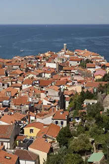 Eastern Europe Architecture Drucke: View of the historic centre with lighthouse