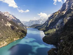 Mountain Valley View Drucke: View over the Klontalersee