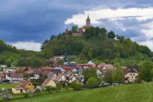 Historic German Village Scene Drucke: View of the light castle and the town of Seitenroda in Thuringia