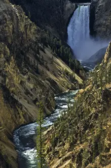 North America Waterfalls Drucke: View onto the Lower Falls of Artis Point