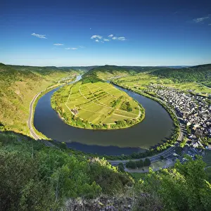 Deserted Village View Drucke: View of the Moselle loop, Bremm