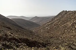 Spanish Mountain Scenery Drucke: View of the mountain landscape from the Risco de las Penas viewpoint