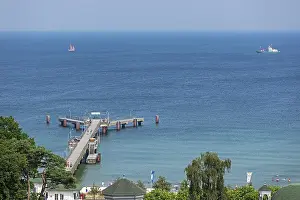 Deserted Pier In Northern Germany Drucke: View of the pier from the vantage point