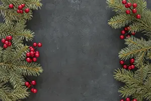 Christmas Wreath Drucke: Top view pine needles mistletoe