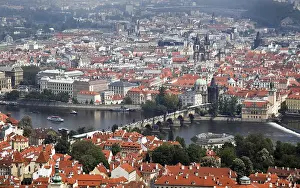 Czech Republic Tourist Attraction Drucke: View of Prague from the observatory tower