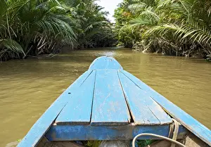 River Delta Scenery Drucke: View of a river from a rowing boat