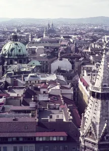 Historic Cathedral View Drucke: View over rooftops from Stefansdom of Vienna, Austria, early 1960s, Europe