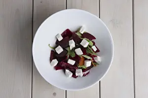 Beetroot Salad Drucke: Top view of salad with beetroot