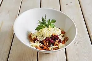 Beetroot Salad Drucke: Top view of salad with beetroot