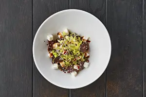 Beetroot Salad Drucke: Top view of salad with boiled beetroot