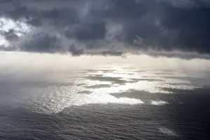 Cloudy Sea View Drucke: View over the sea with clouds, Pacific