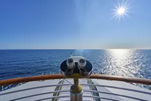 Mein Schiff 6 Deck View Drucke: View from the ship's deck