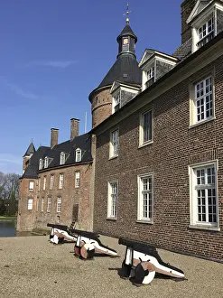 Central European Defensive Work Drucke: View of small cannons in front of right part of outer bailey building