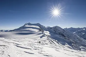 Snow Capped Mountain Range Europe Drucke: View from the summit of Mt Suldenspitze