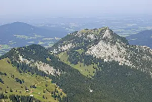 Upper Bavaria Mountain Range Drucke: View from the summit of Wendelsteingipfel towards Breitenstein