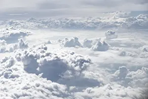 Aviation Photography Drucke: View over towering clouds, cloudy sky