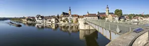 Southern Germany Historic Quarter Image Drucke: View of townscape on the Main with St