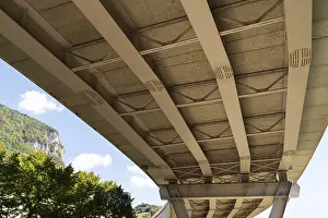 Modern Urban Landscape Drucke: View from underneath large bridge with visible support beams