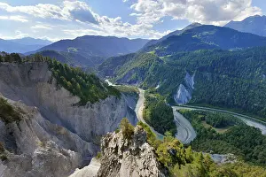 View From Above Switzerland Drucke: View from the viewing platform Il to the limestone cliffs at a river loop of the Vorderrhein