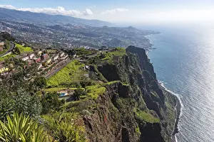 Coastal Region Photography Drucke: View from the viewing platform to the steep coast
