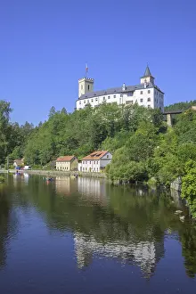 Czech Republic Landmark Drucke: View across the Vltava to the castle