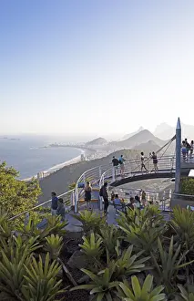 Rio De Janeiro Cityscape Drucke: Viewing platform on Sugar Loaf Mountain