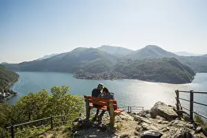 Lago Di Lugano Landscape Photo Drucke: Viewpoint with couple on a bench