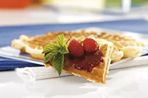 High Calorie Desserts Drucke: Waffles with raspberry marmalade