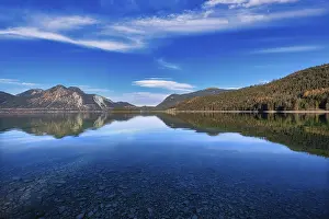 Alpine Lake Scenery Drucke: Walchensee reflection in the morning light