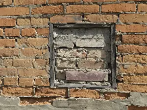 Deserted Wall Drucke: Wall