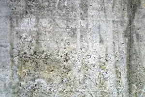 Deserted Austrian Landscape Drucke: A wall of grey concrete for the background